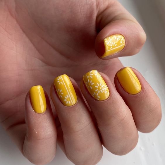 summer classy short nail designs 